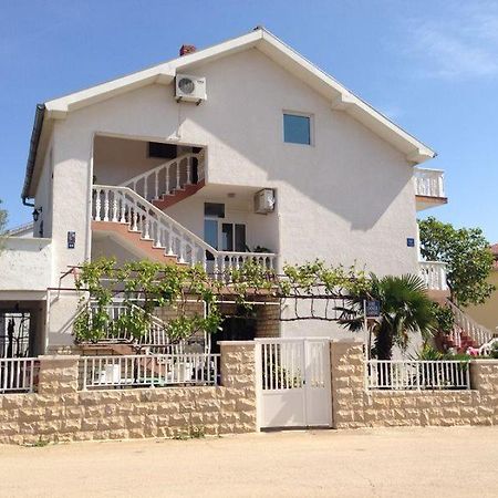 Apartmani Slavica بيوغْغاد نا موغو المظهر الخارجي الصورة