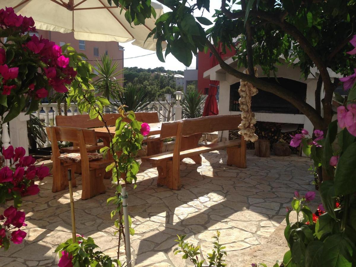 Apartmani Slavica بيوغْغاد نا موغو المظهر الخارجي الصورة